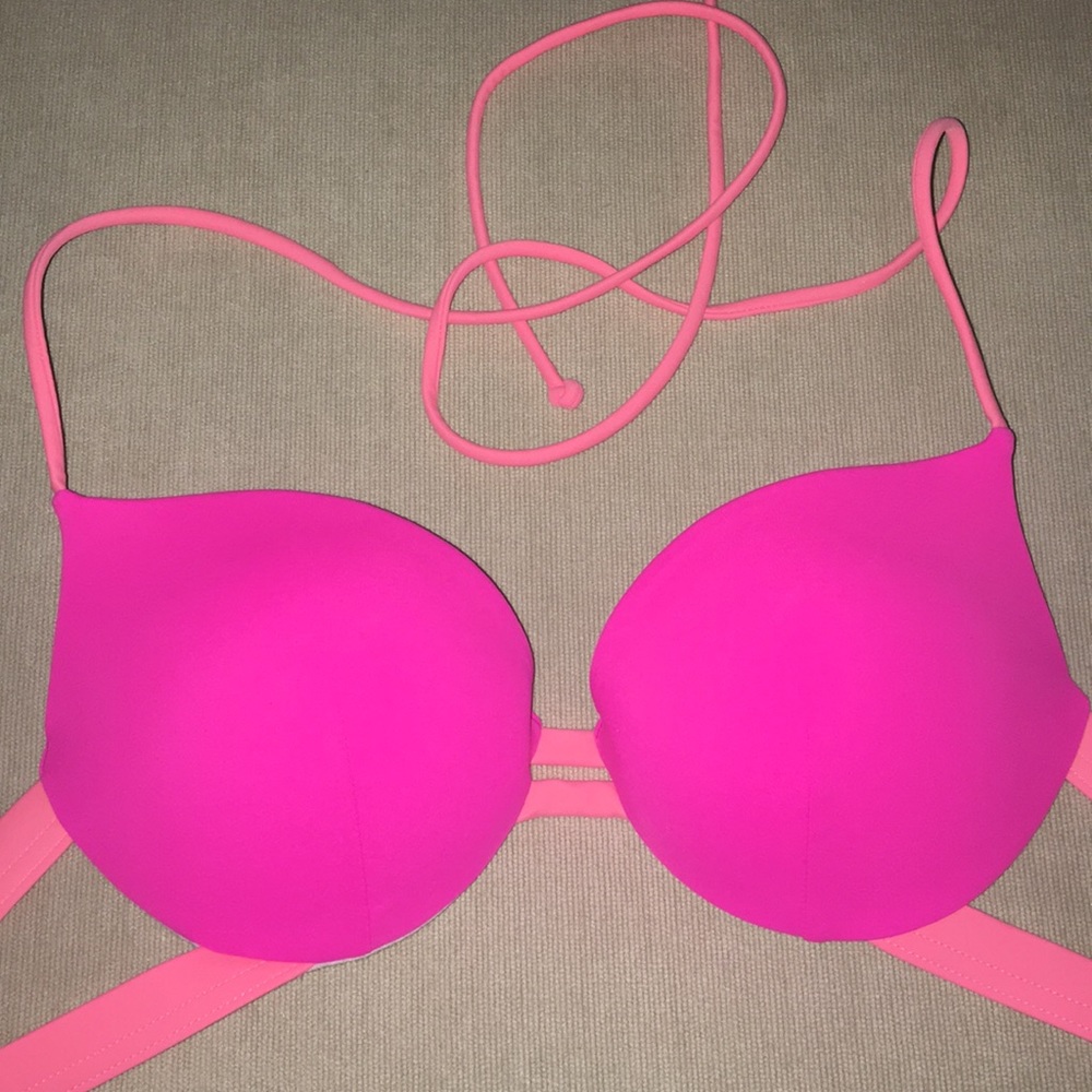 PINK VICTORIA SECRET BIKINI TOP